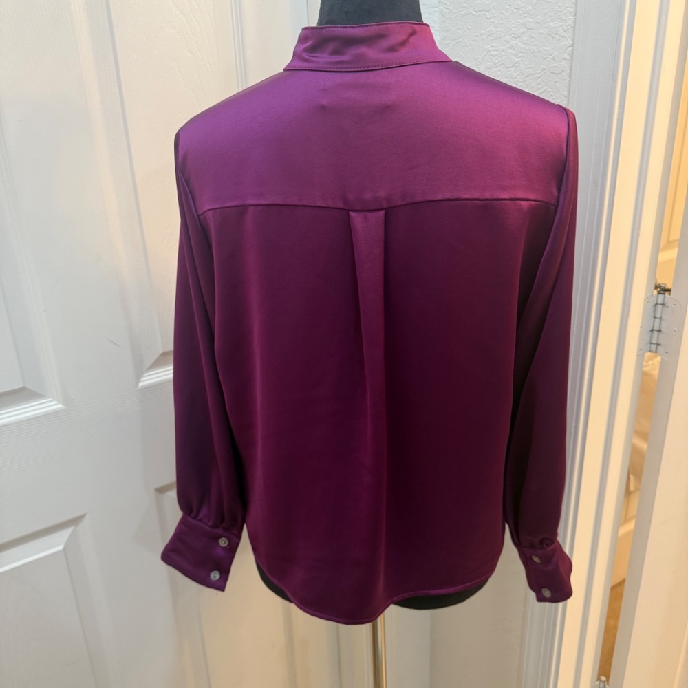 β¨ Karen Kane Sparkling Satin Top ββ Size M, NEW - Picture 8 of 10